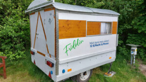 Minicamper Fridolin für Biker und Wanderer